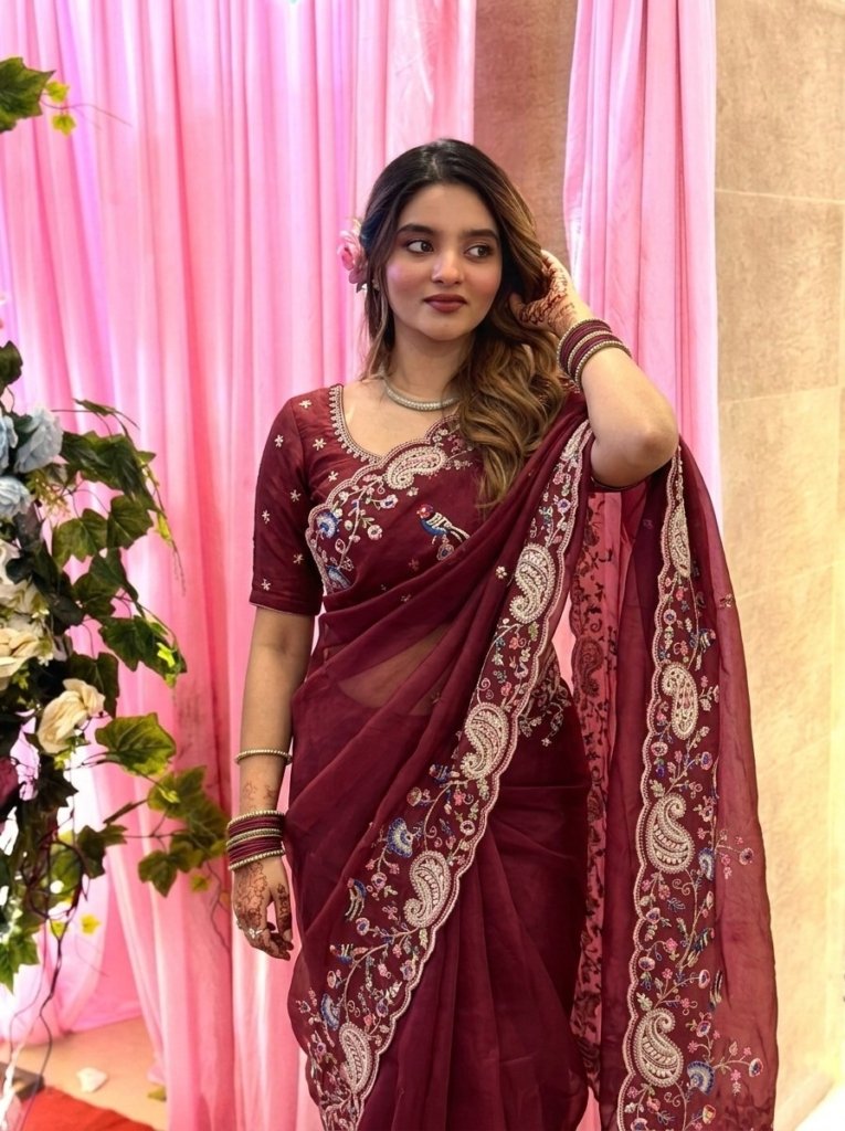 Vantara Styrle Premium Desgin Beautiful Saree