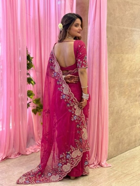 Vantara Styrle Premium Desgin Beautiful Saree – view 6