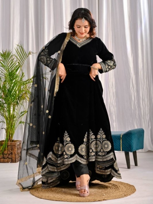 Black Gown with Sequence Big Border | Readymade Gown
