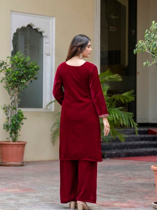 Divena Floral Embroidered Regular Zardozi Velvet Kurta with Trousers & Dupatta – view 13