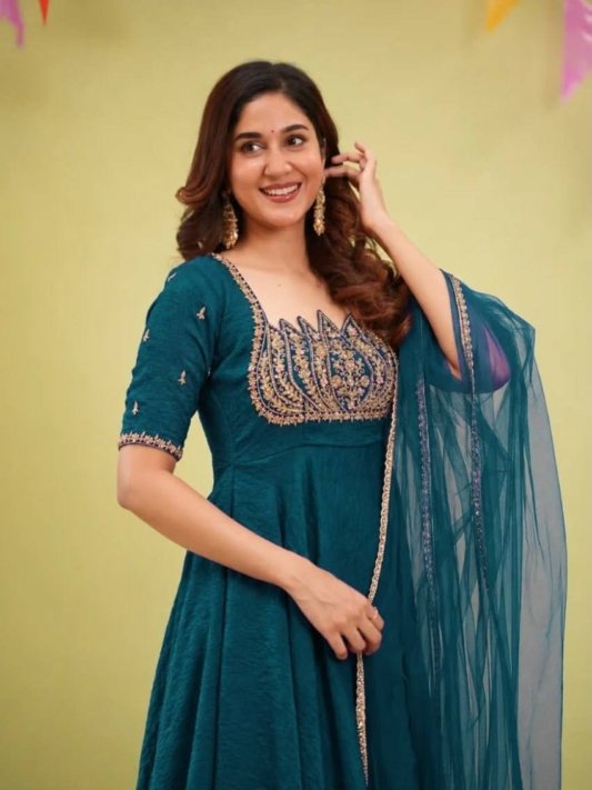 Premium Layered Gown with Dupatta – Wedding & Festive Collection 2026 – view 8